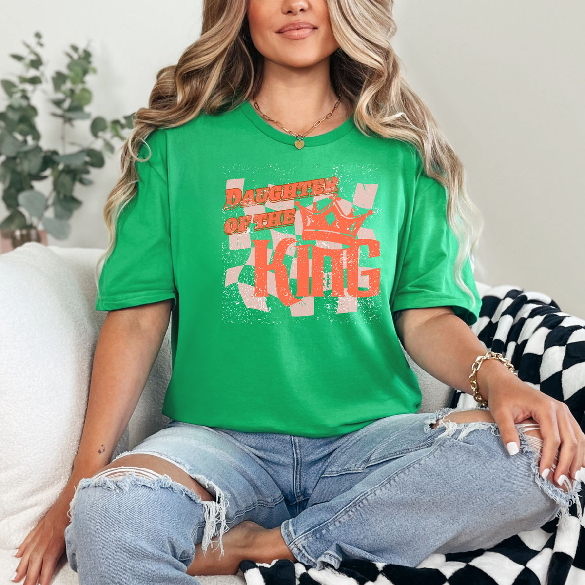 Christian Faith Tee Daughter of the King T-Shirt with retro distressed Crown graphic design